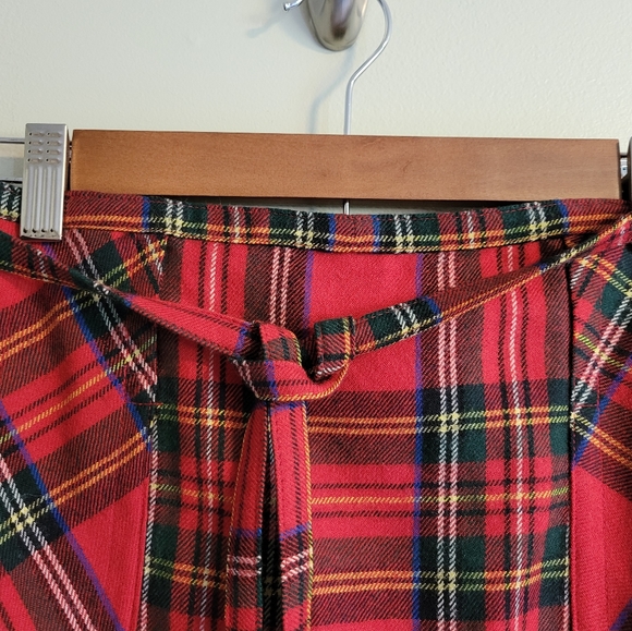 Vintage Christmas Plaid Wool Skirt - Picture 3 of 9